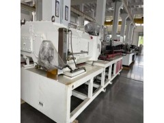 SPC四合一复合五辊地板生产线设备无锡博宇图2