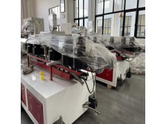 SPC180地板挤出生产线设备工艺技术图2